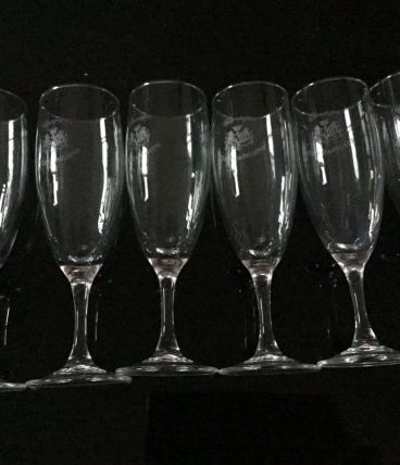 6 verres à champagne 