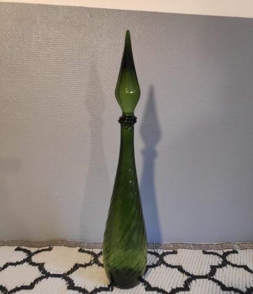 carafe avec bouchon flamme verte