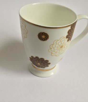 Jolie tasse à café en porcelaine fine Villeroy et Boch