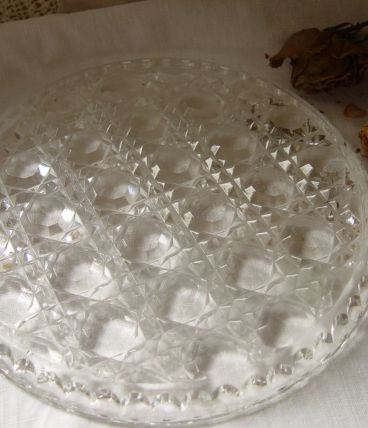 Grand dessous de plat, plateau en verre taillé