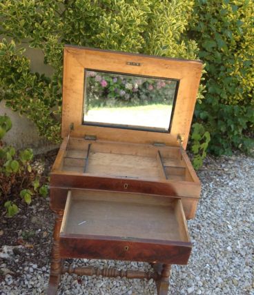 Coiffeuse pour restauration