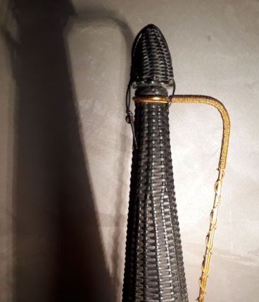 Bouteille scoubidou noir carafe 1970. a