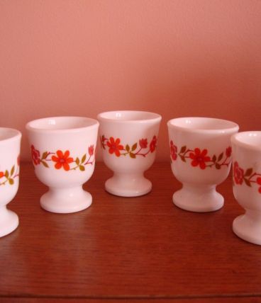 Lot de 5 coquetiers vintage en arcopal 