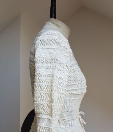 gilet en crochet blanc cassé 