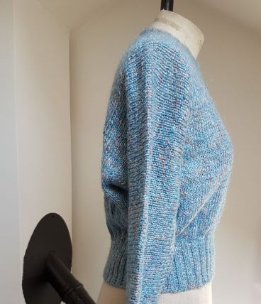 pull en laine  marron et bleu