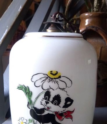 Lustre en opaline pour chambre d'enfant 