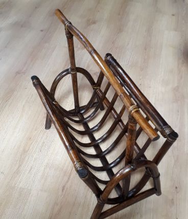 Porte-revues en rotin, banbou 50, 60's bon etat vu l age 48x