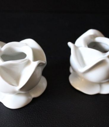 Bougeoirs fleurs en porcelaine 