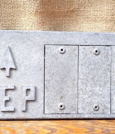 Ancienne plaque de signalisation  ZEP - SNCF 