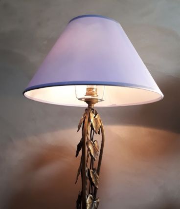 lampe style fer forgè avec patine bronze   dans le style art