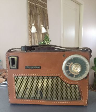 Radio Vintage portable Miami Pizons Bros 1956