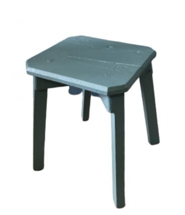 Petit tabouret de ferme vert bleuté