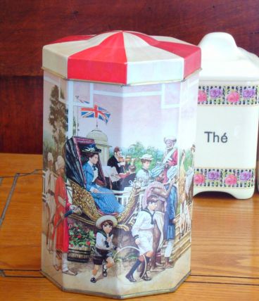 Boîte à thé Vintage " Oxbridge"