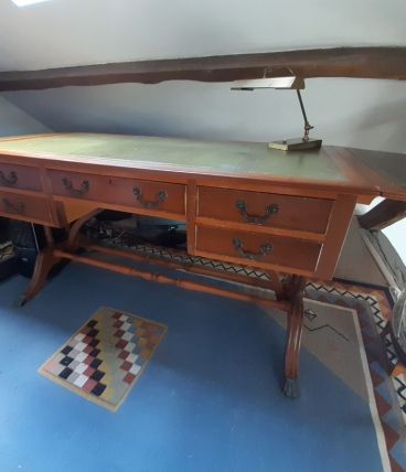 Bureau Régence, sous-main cuir