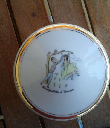 Bonbonnière porcelaine