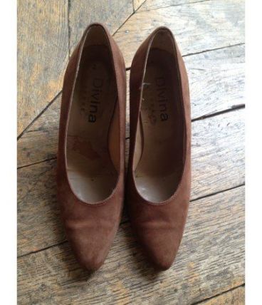 Escarpin Divina nubuck camel années 90