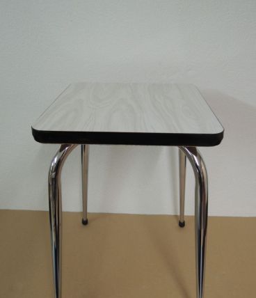 Tabouret en formica