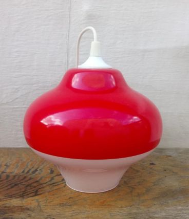 Jolie suspension en opaline - Années 70