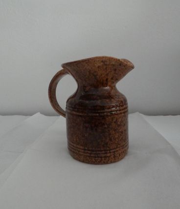 petit PICHET en terre vernissée