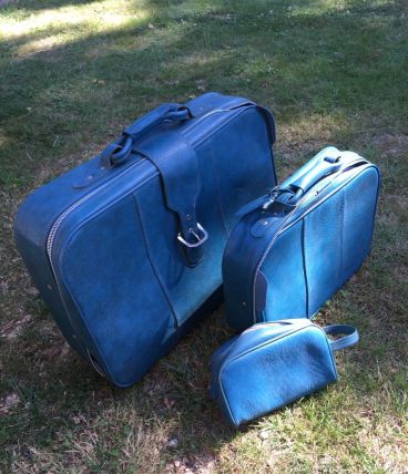 1 valise (grande)  vintage avec sacoche de toilette