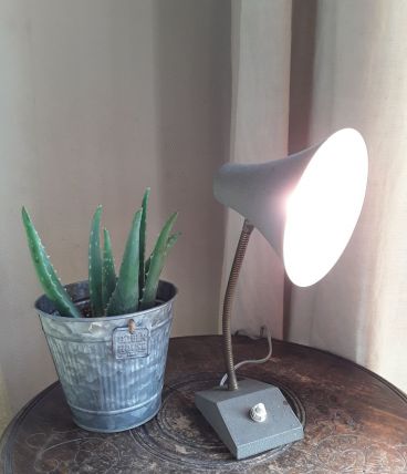 Petite lampe de bureau vintage 1950