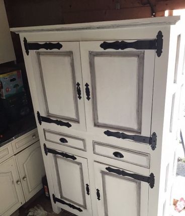 armoire en chêne relooké