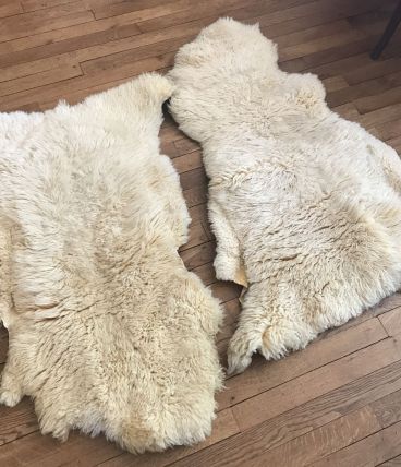 Tapis peau de mouton beige
