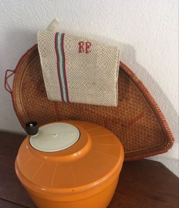 Grande essoreuse salade vintage Moulinex.