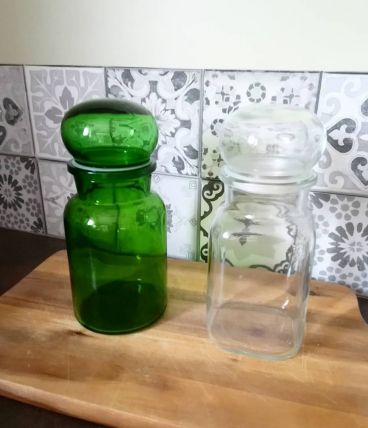 Pots apothicaire ou bocal vert et transparent 