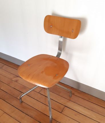 Chaise atelier vintage