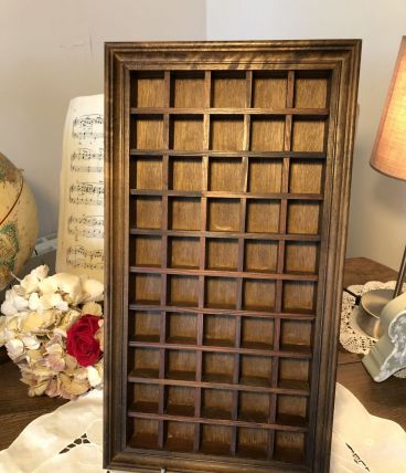 Vitrine bois pour dés - Etagère pour miniatures