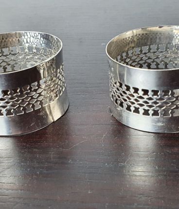 Paire de ronds de serviette