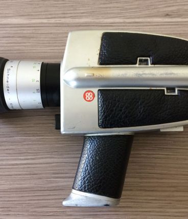 Caméra 8 mm BAUER C1M avec optique SCHNEIDER KREUZNACH