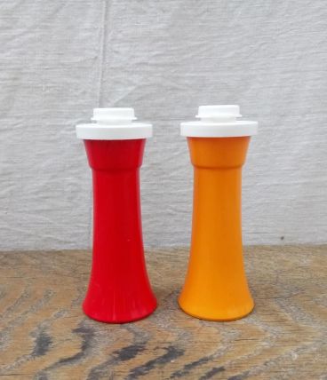 Salière et poivrière Tupperware 