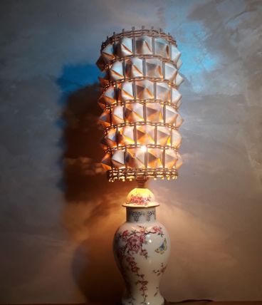 lampe asia  fleur de cerisier et papillon    superbe abatjou