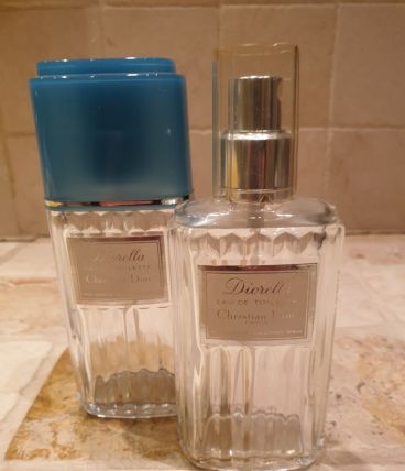 Lot 2 bouteilles parfum vides années 80 Diorella état parfai