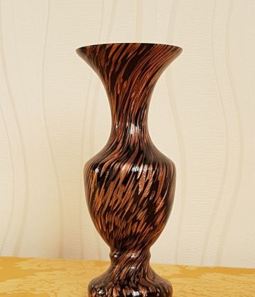 Verre de Murano, estampillé, magnifique vase elegant, noir e