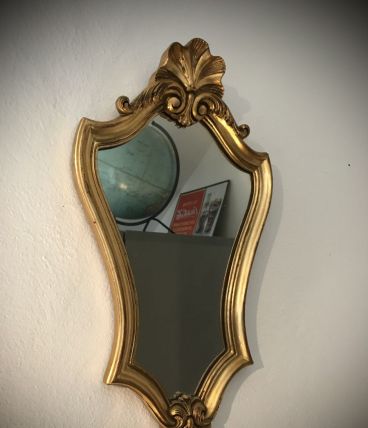 Miroir patiné doré 
