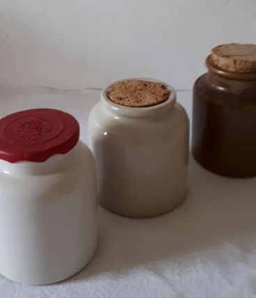 Lot 3 pots moutarde grès émaillé 