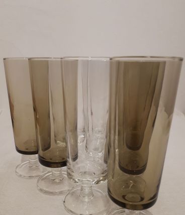 Lot 10 flutes champagne vintage