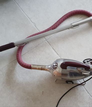 Aspirateur vintage