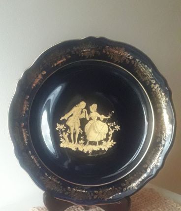 Assiette en porcelaine, dorée à l'or