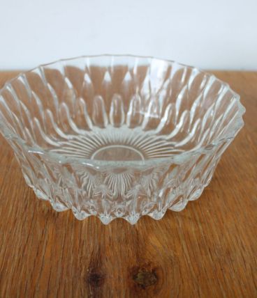 Saladier verre pressé années 70