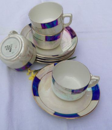 Lot 4 tasses et sous tasses anciennes Digoin