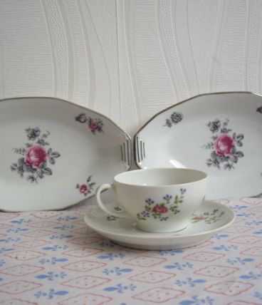 lot Porcelaine de Limoges motif roses