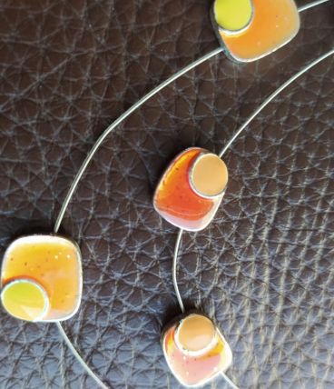 Collier et boucles d'oreilles