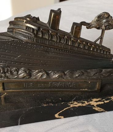 Paquebot Ile de France en régule