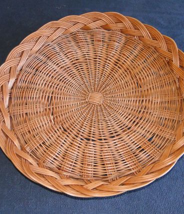 Grand Plateau ou Grande Corbeille en Osier Vintage Rotin