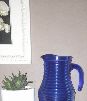 Pichet en verre vintage, bleu nuit
