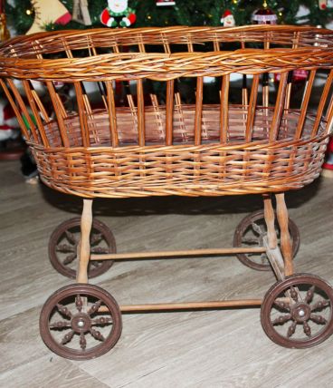 Landau berceau rotin osier pour poupée
